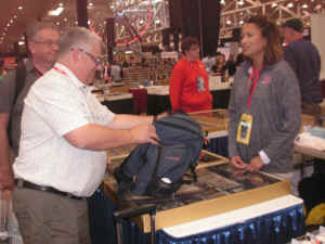 pict0934.jpg (288301 bytes)