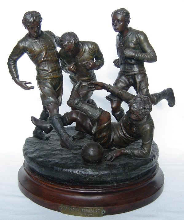 1 Spelter Euro FB Statue 13 InchTALL.jpg (67523 bytes)