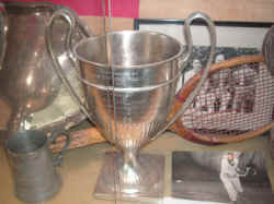 PICT1358_1200x900.jpg (179510 bytes)