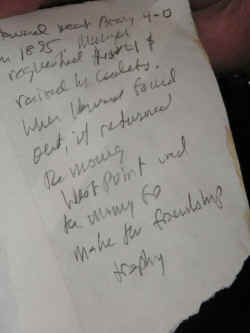 PICT1464_900x1200.jpg (107131 bytes)