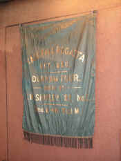 PICT1670_900x1200.jpg (221863 bytes)