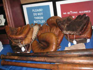 PICT2194_1200x900.jpg (220622 bytes)