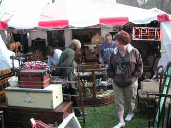 PICT0134_1200x900.jpg (205890 bytes)