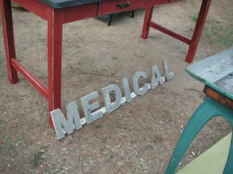 PICT0150_1200x900.jpg (243383 bytes)