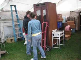 PICT0212_1200x900.jpg (199263 bytes)