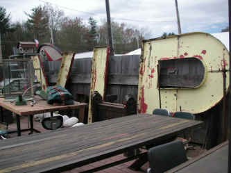 PICT0231_1200x900.jpg (204134 bytes)