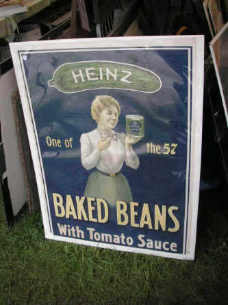 PICT0710_900x1200.jpg (192007 bytes)