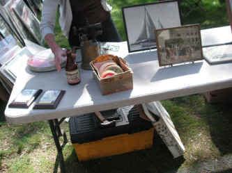 PICT0946_1200x900.jpg (189463 bytes)