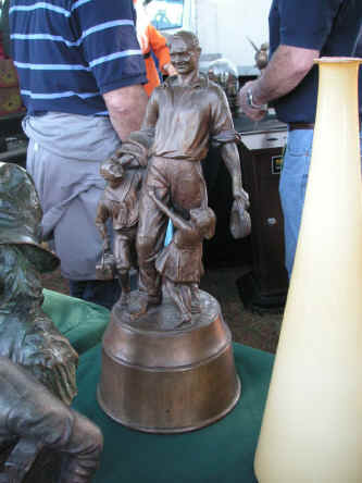 PICT0977_900x1200.jpg (150945 bytes)