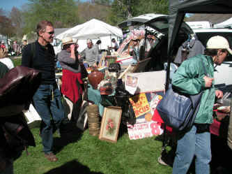 PICT0999_1200x900.jpg (250501 bytes)