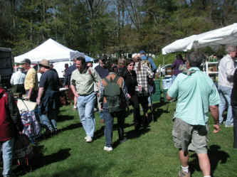 PICT1005_1200x900.jpg (224826 bytes)