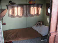 PICT7445_1600x1200.jpg (135554 bytes)