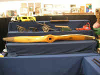 PICT7564_1600x1200.jpg (93526 bytes)