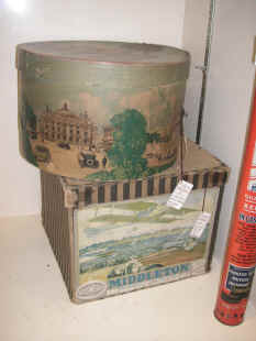 hatbox1.jpg (140020 bytes)